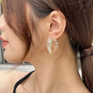 $5.95 Shipping Gold Monstera Leaf Earrings